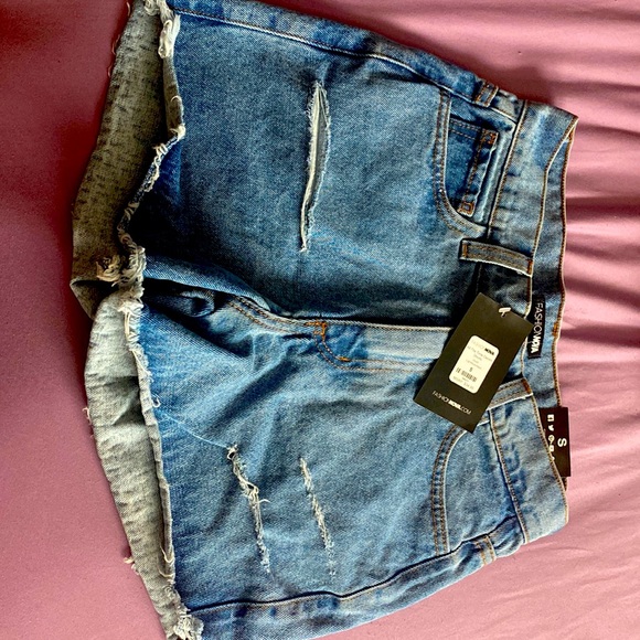 Denim shorts - Picture 1 of 2